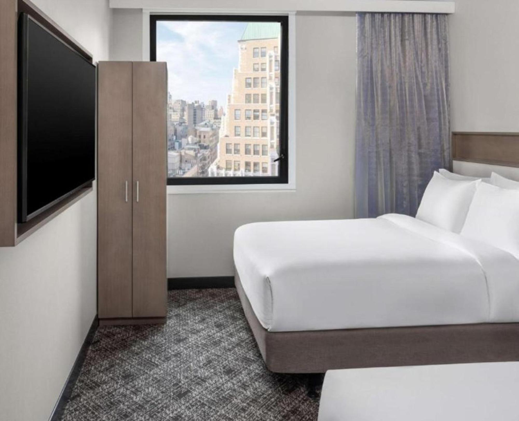 Hotel Doubletree By Hilton New York Times Square South Esterno foto